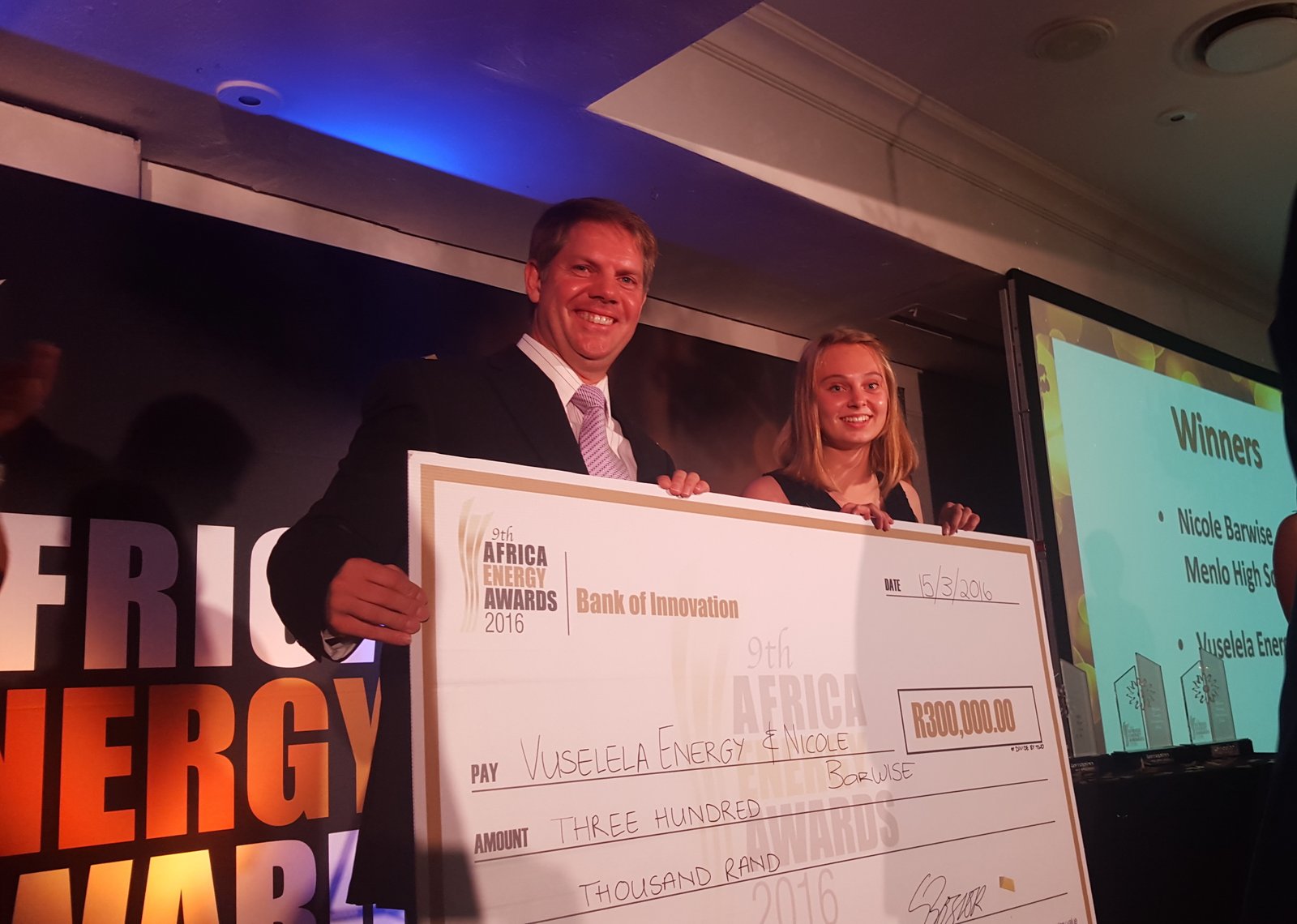 Read more about the article March 2016 – Vuselela Energy wins Africa Energy Innovation Award